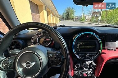 Хетчбек MINI Cooper 2016 в Вінниці