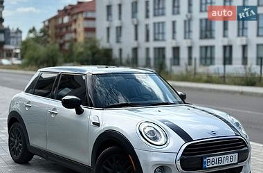 Хэтчбек MINI Cooper 2020 в Ужгороде