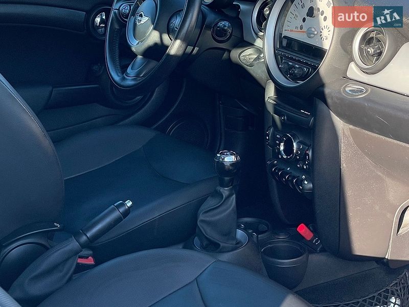 Хэтчбек MINI Cooper 2013 в Львове