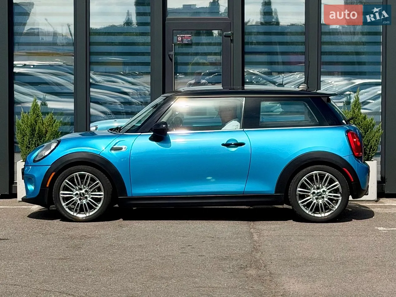 2015 MINI Cooper - мініатюра 3