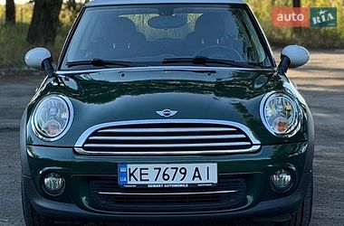 MINI Cooper  2011