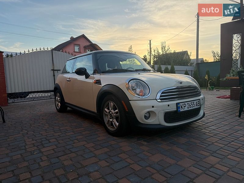 MINI Cooper 2013
