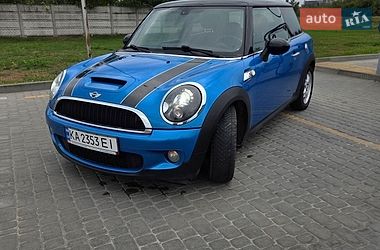MINI Cooper  2010