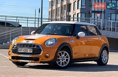 Хетчбек MINI Cooper 2016 в Києві