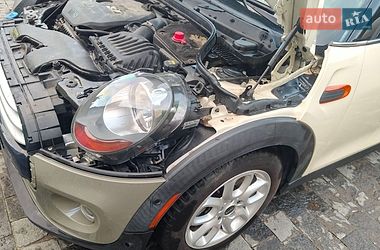 Хетчбек MINI Cooper 2014 в Острозі