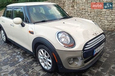 Хетчбек MINI Cooper 2014 в Острозі