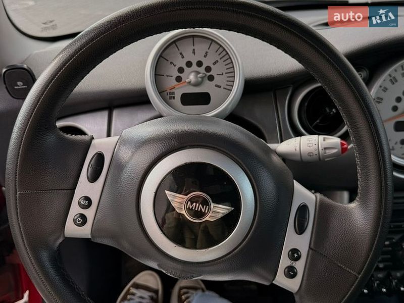 Хетчбек MINI Cooper 2002 в Львові