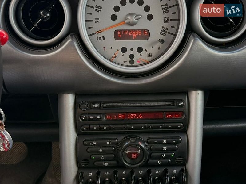 Хетчбек MINI Cooper 2002 в Львові