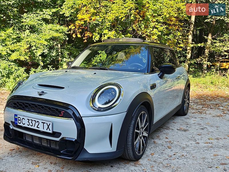 Хэтчбек MINI Cooper 2021 в Львове