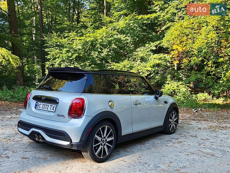 Хэтчбек MINI Cooper 2021 в Львове