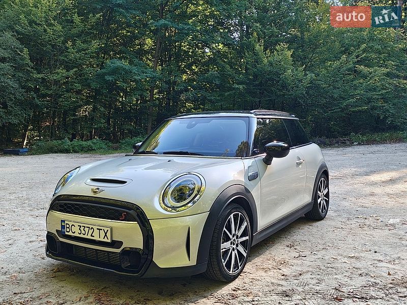 Хэтчбек MINI Cooper 2021 в Львове