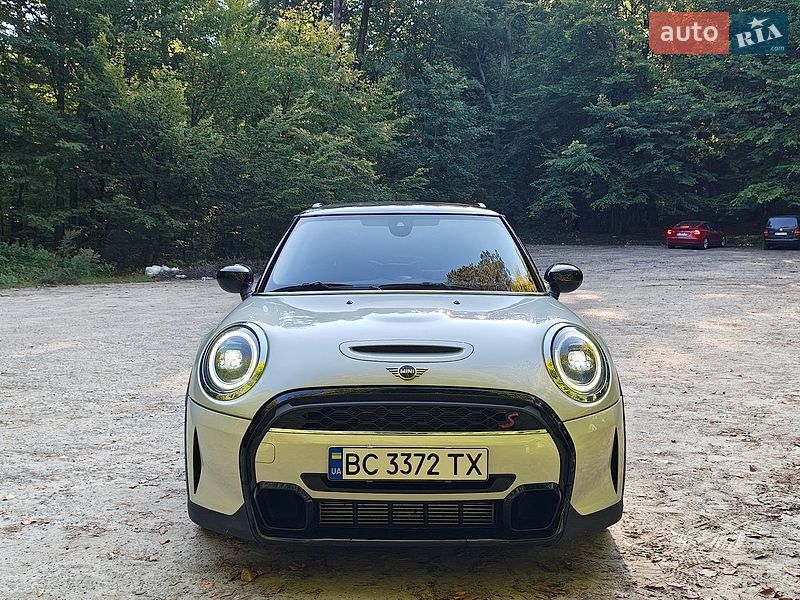 Хэтчбек MINI Cooper 2021 в Львове