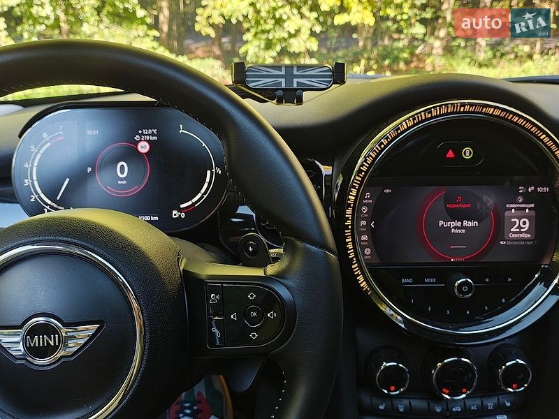 Хэтчбек MINI Cooper 2021 в Львове