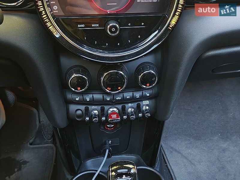 Хэтчбек MINI Cooper 2021 в Львове