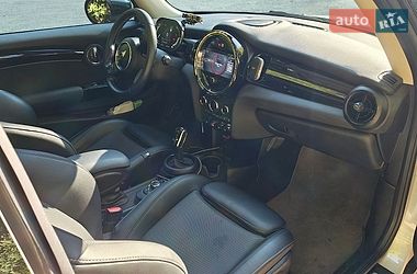 Хэтчбек MINI Cooper 2021 в Львове