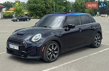 Хэтчбек MINI Cooper 2021 в Киеве
