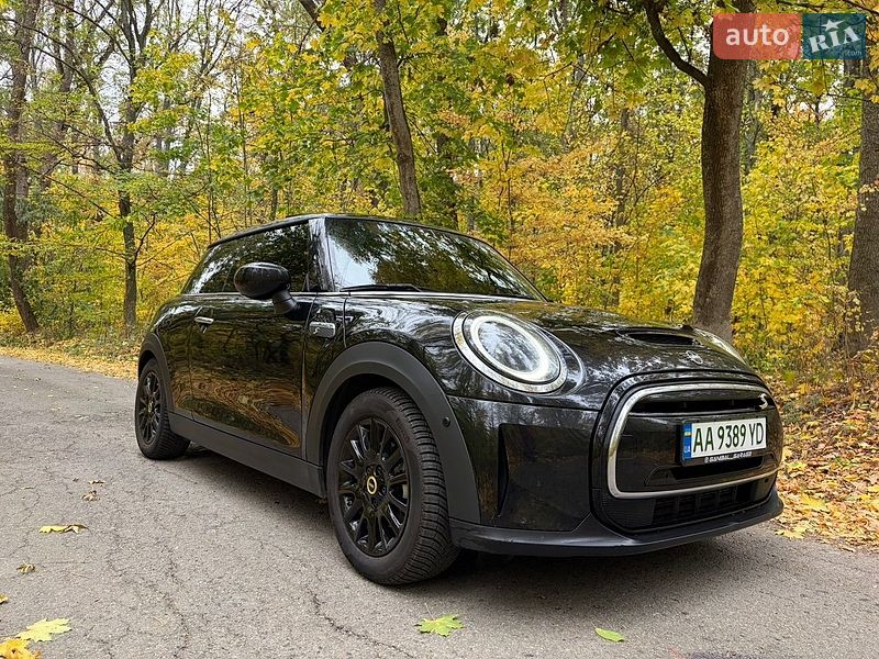 Хэтчбек MINI Cooper 2023 в Киеве Хэтчбек MINI Cooper 2023 в Киеве