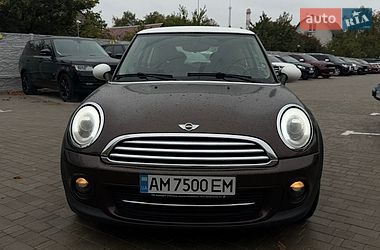 MINI Cooper  2011