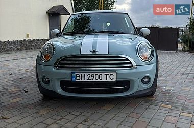 MINI Cooper  2012