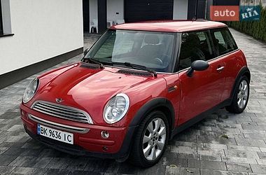 MINI Cooper  2003