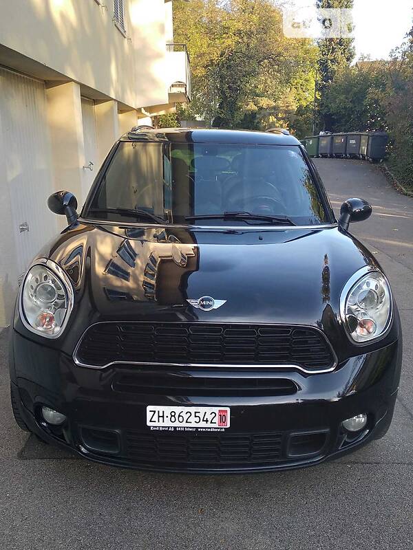 Універсал MINI Countryman