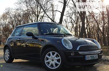 MINI Hatch  2003