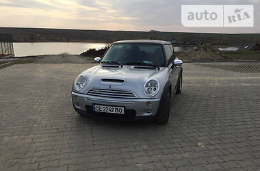 MINI Hatch  2003