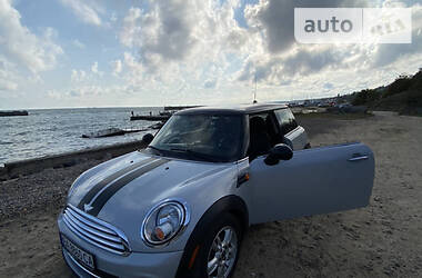 MINI Hatch  2011