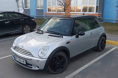 MINI Hatch  2006