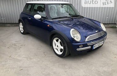 MINI Hatch  2003