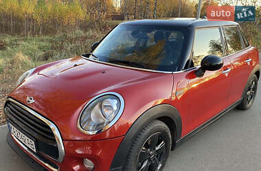 MINI Hatch F55 2015