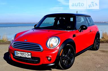 MINI Hatch  2012