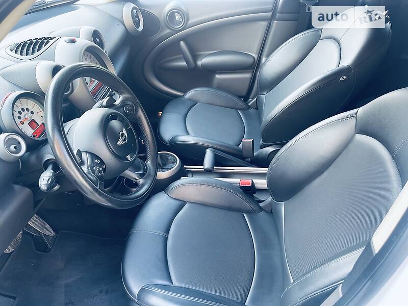 Хэтчбек MINI Hatch 2012 в Киеве