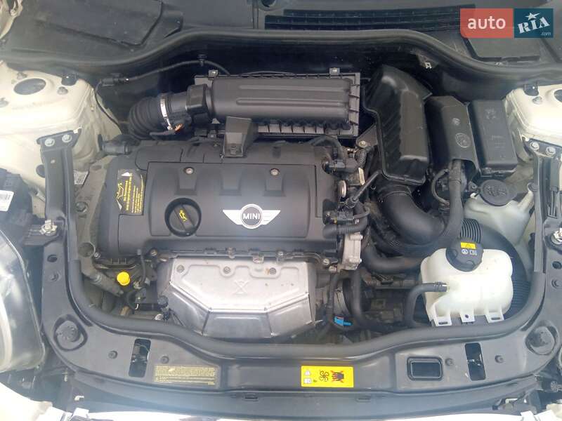 Кабриолет MINI Hatch 2015 в Запорожье