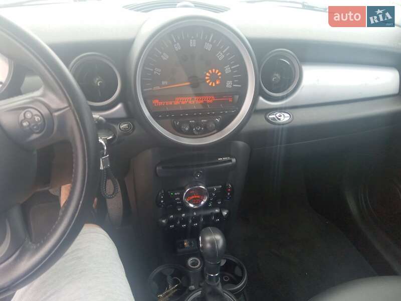 Кабриолет MINI Hatch 2015 в Запорожье