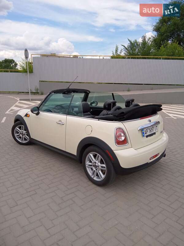 Кабриолет MINI Hatch 2015 в Запорожье