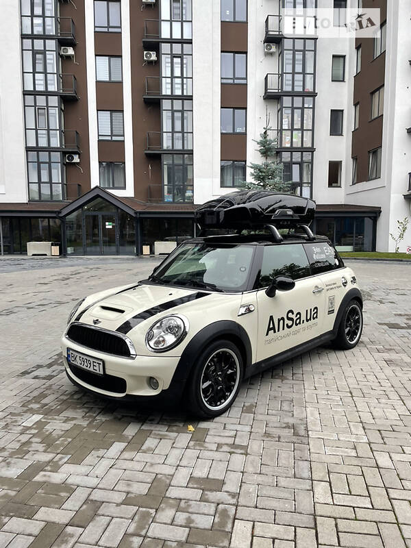 Купе MINI Hatch
