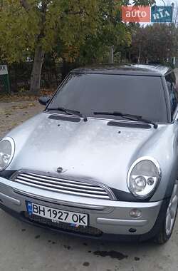 MINI Hatch  2004