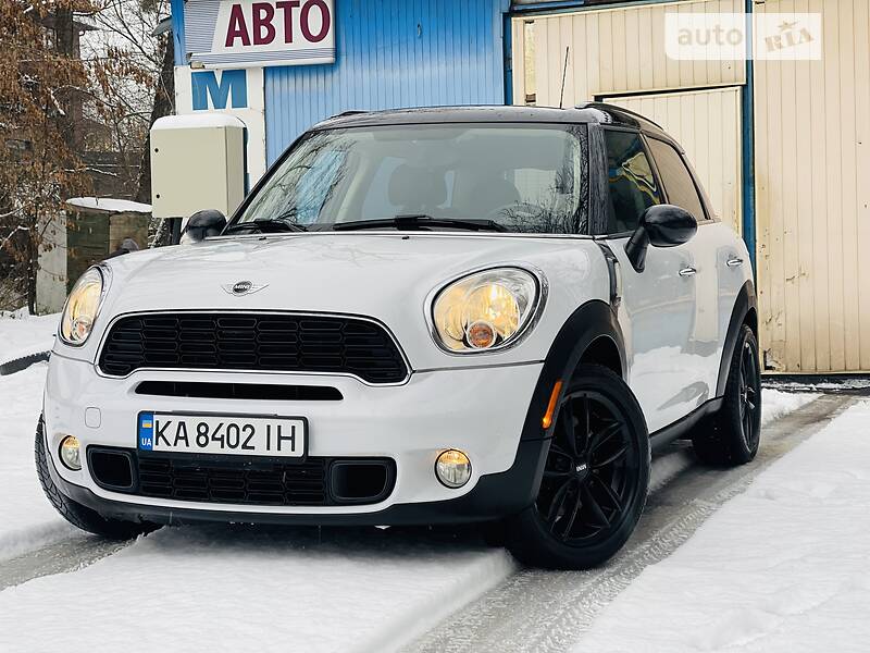 Хэтчбек MINI Hatch 2012 в Киеве