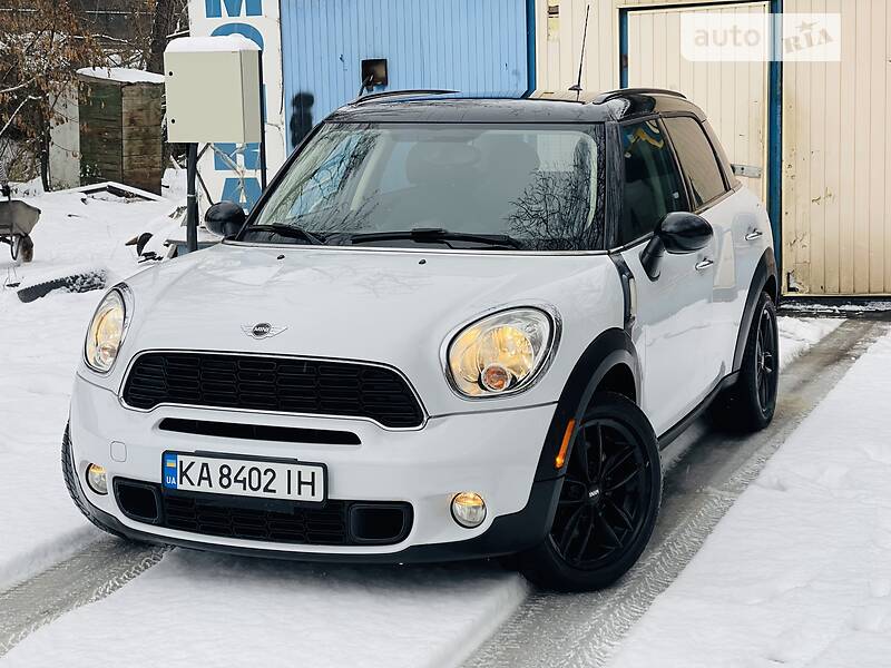 Хэтчбек MINI Hatch 2012 в Киеве