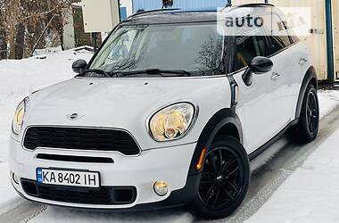 Хэтчбек MINI Hatch 2012 в Киеве