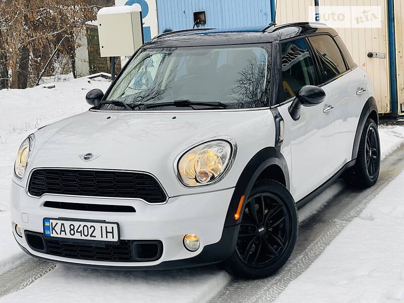 Хэтчбек MINI Hatch 2012 в Киеве