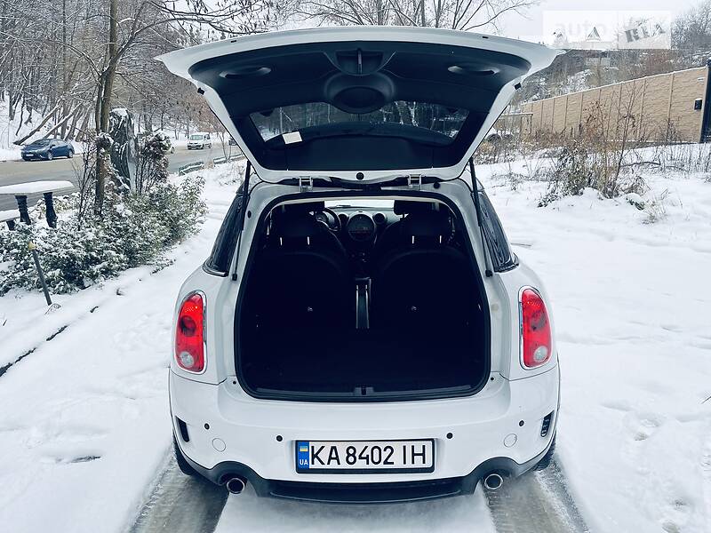 Хэтчбек MINI Hatch 2012 в Киеве