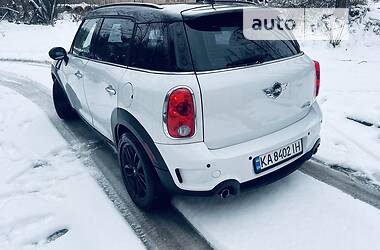 Хэтчбек MINI Hatch 2012 в Киеве