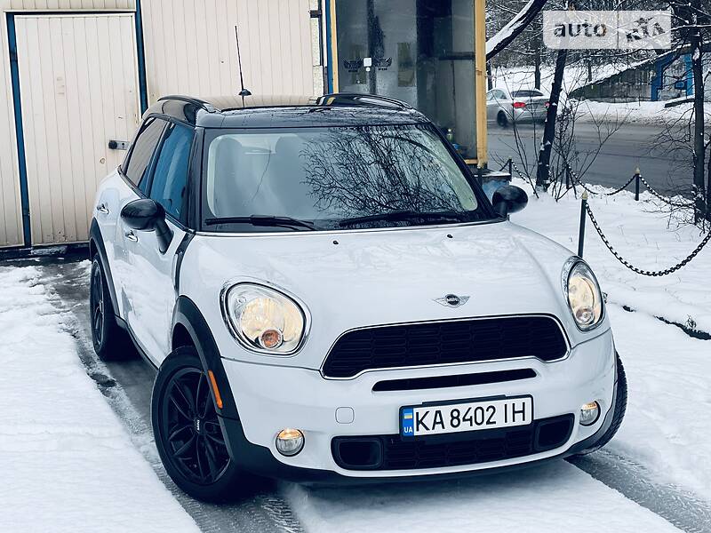 Хэтчбек MINI Hatch 2012 в Киеве
