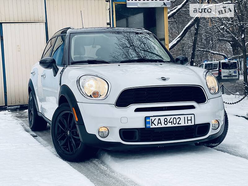Хэтчбек MINI Hatch 2012 в Киеве