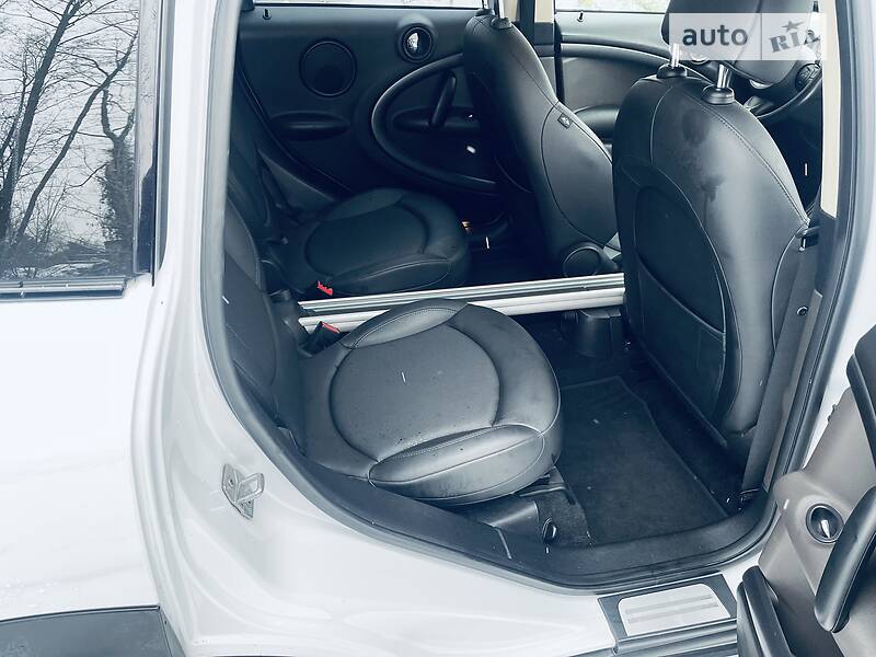 Хэтчбек MINI Hatch 2012 в Киеве