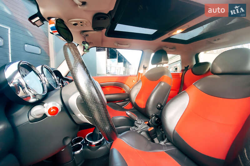 Купе MINI Hatch 2005 в Києві