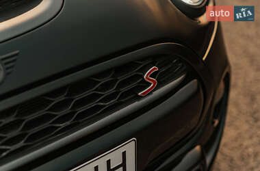 Хетчбек MINI Hatch 2015 в Рівному