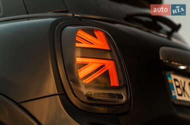 Хетчбек MINI Hatch 2015 в Рівному
